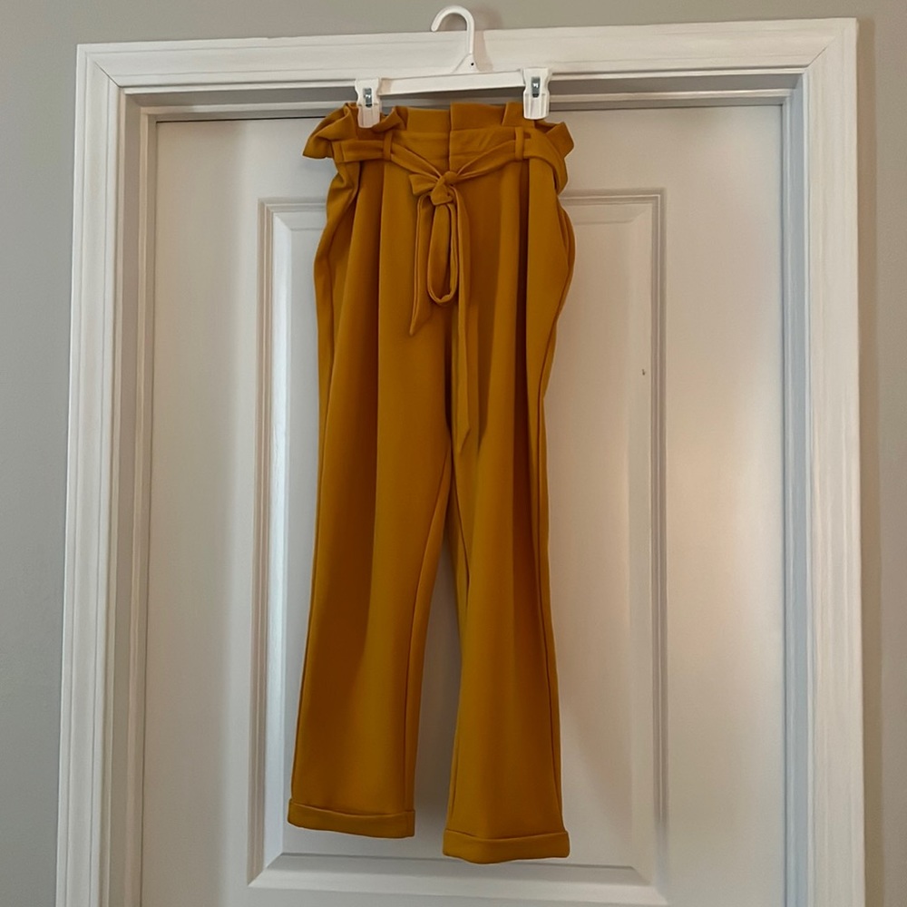 Like New No Boundaries High Wasted Tie Dress Pant Yellow